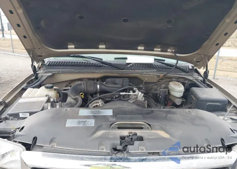 2004 GMC Sierra 1500 z USA, uszkodzony, nr VIN 1GTEC14X04Z194945